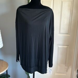 Moa Moa Women’s Sweater